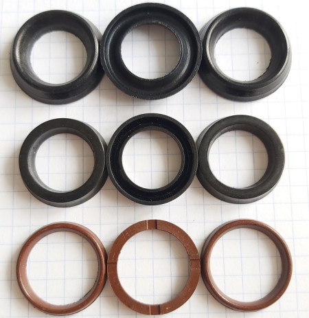 Комплект манжет "ТехУм" KIT 123 для Comet LW-K, LWS-K, K 250 Ø18 мм